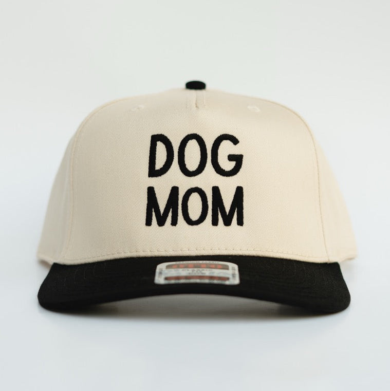 DOG MOM